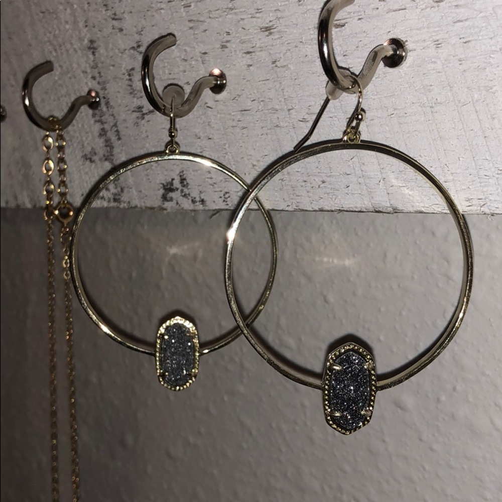 Kendra Scott earrings. Never worn.